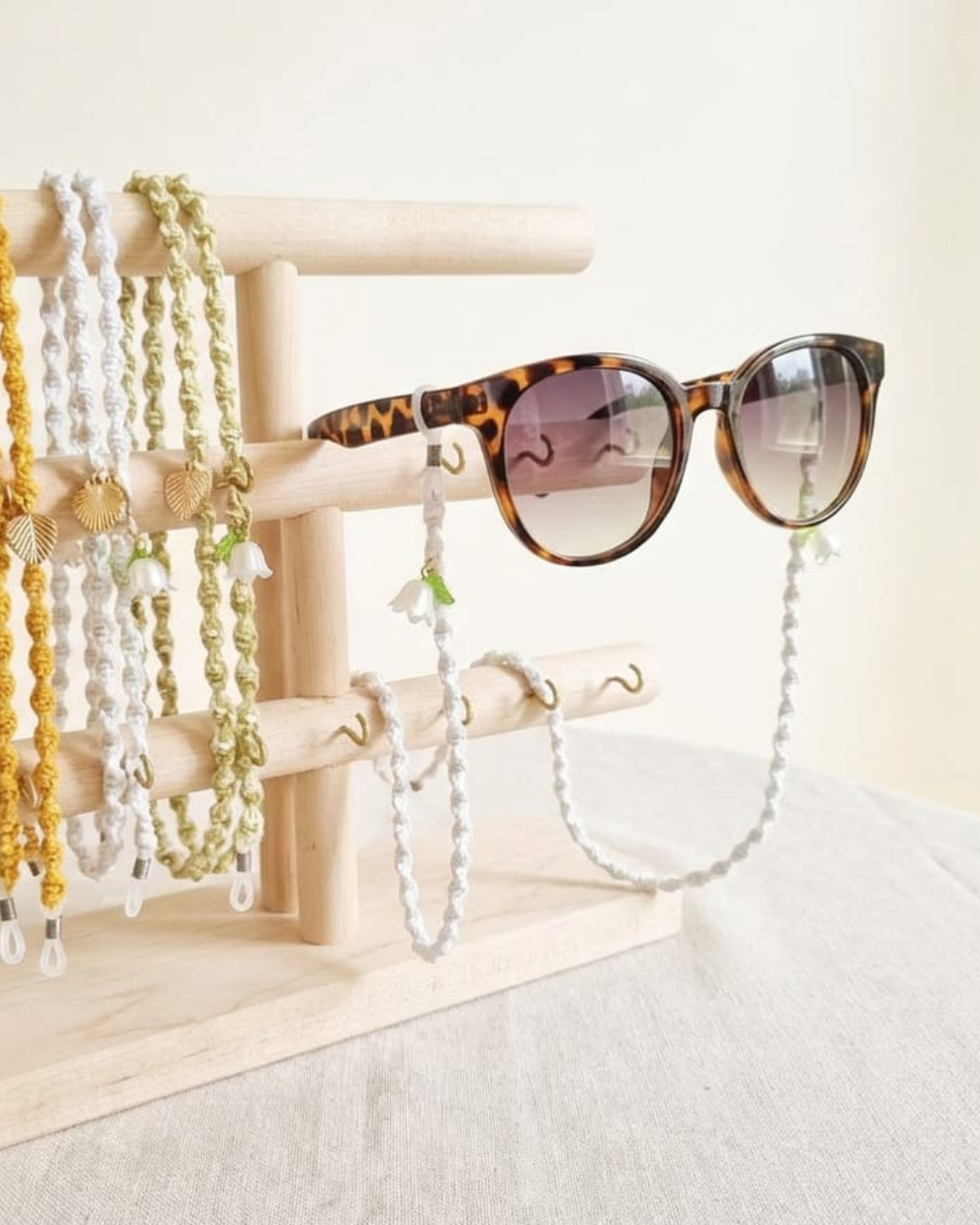 Fita de Suporte de Óculos com Charms 80cm