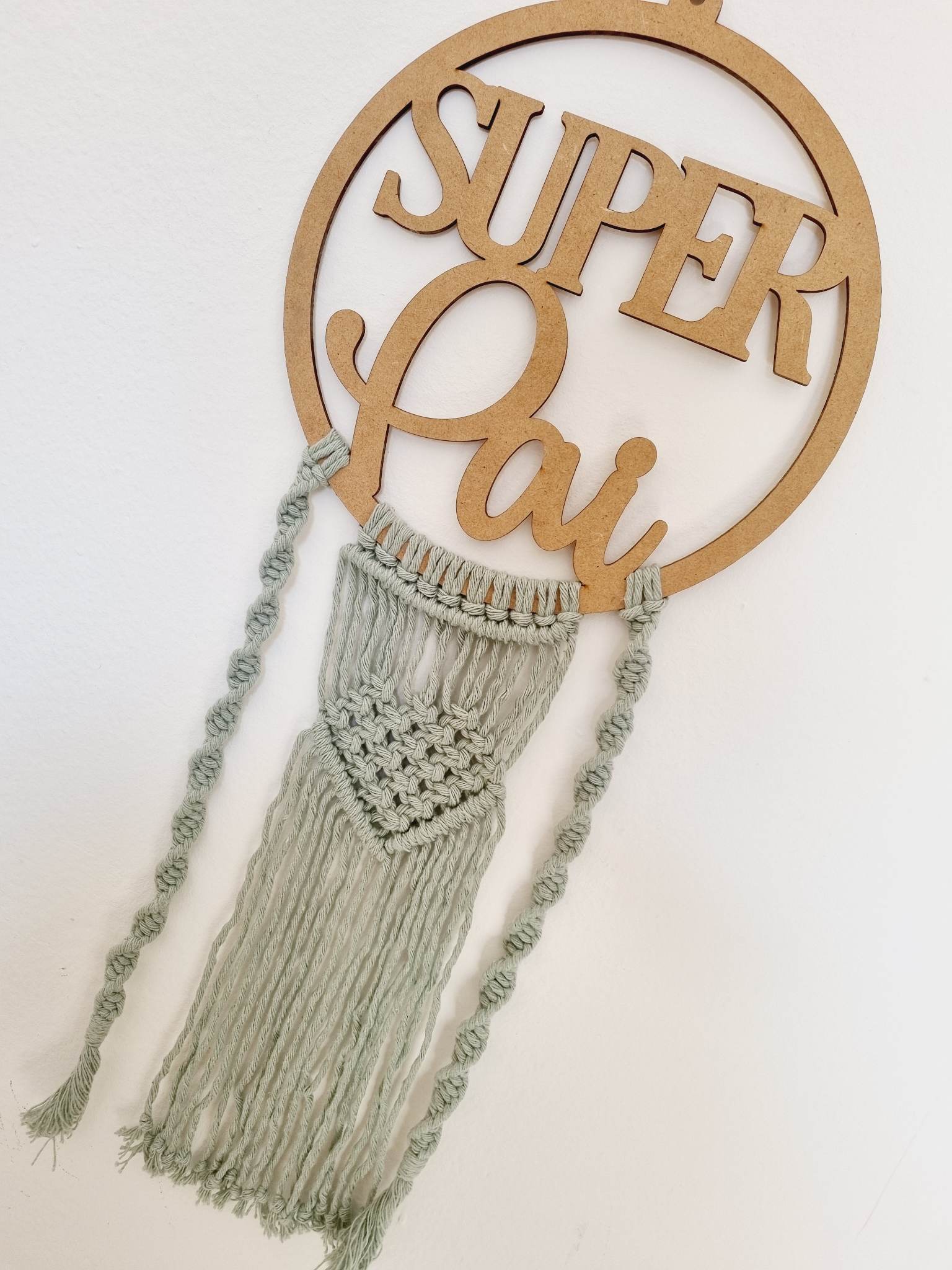 Placa Decorativa Super Pai em Macramé | Presente Dia do Pai Artesanal