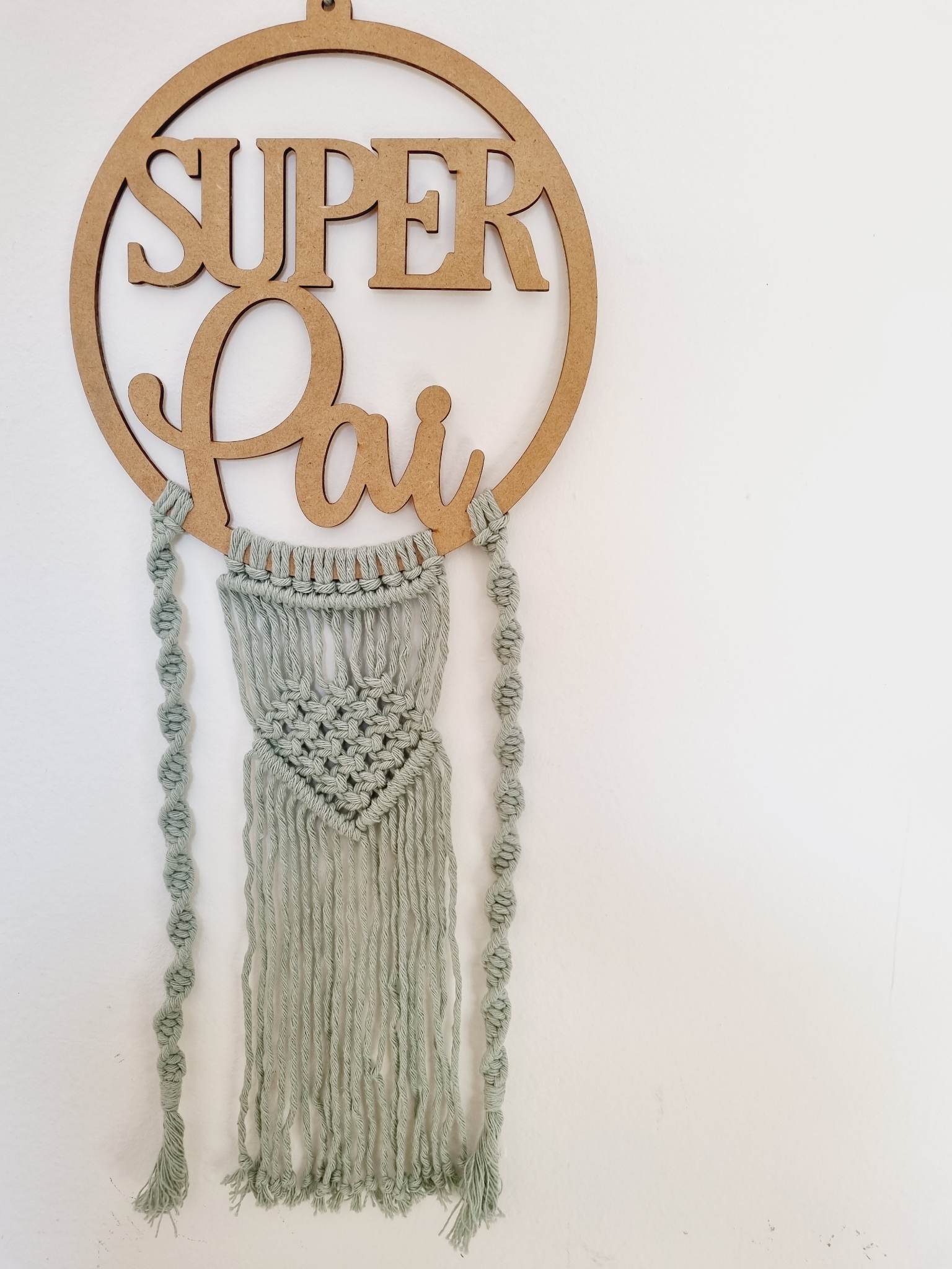 Placa Decorativa Super Pai em Macramé | Presente Dia do Pai Artesanal