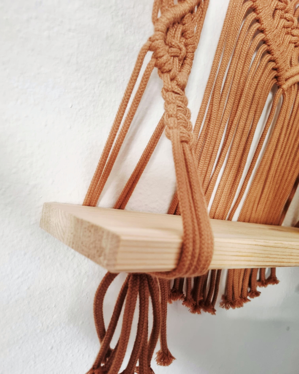 Prateleira de Parede em Macramé 40x43cm | Algodão 100%
