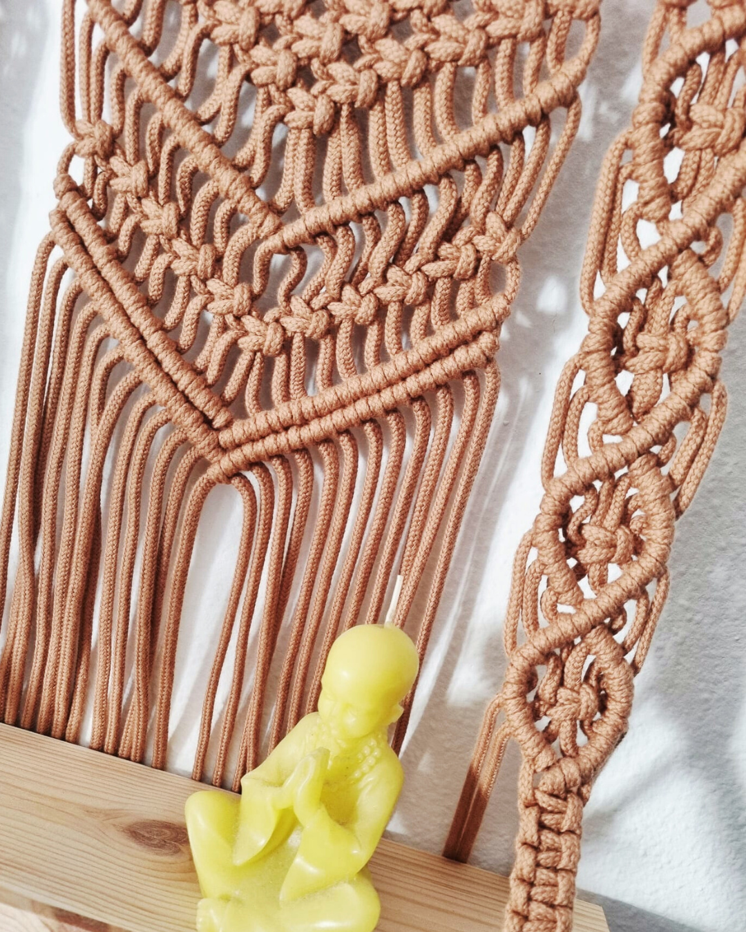 Prateleira de Parede em Macramé 40x43cm | Algodão 100%