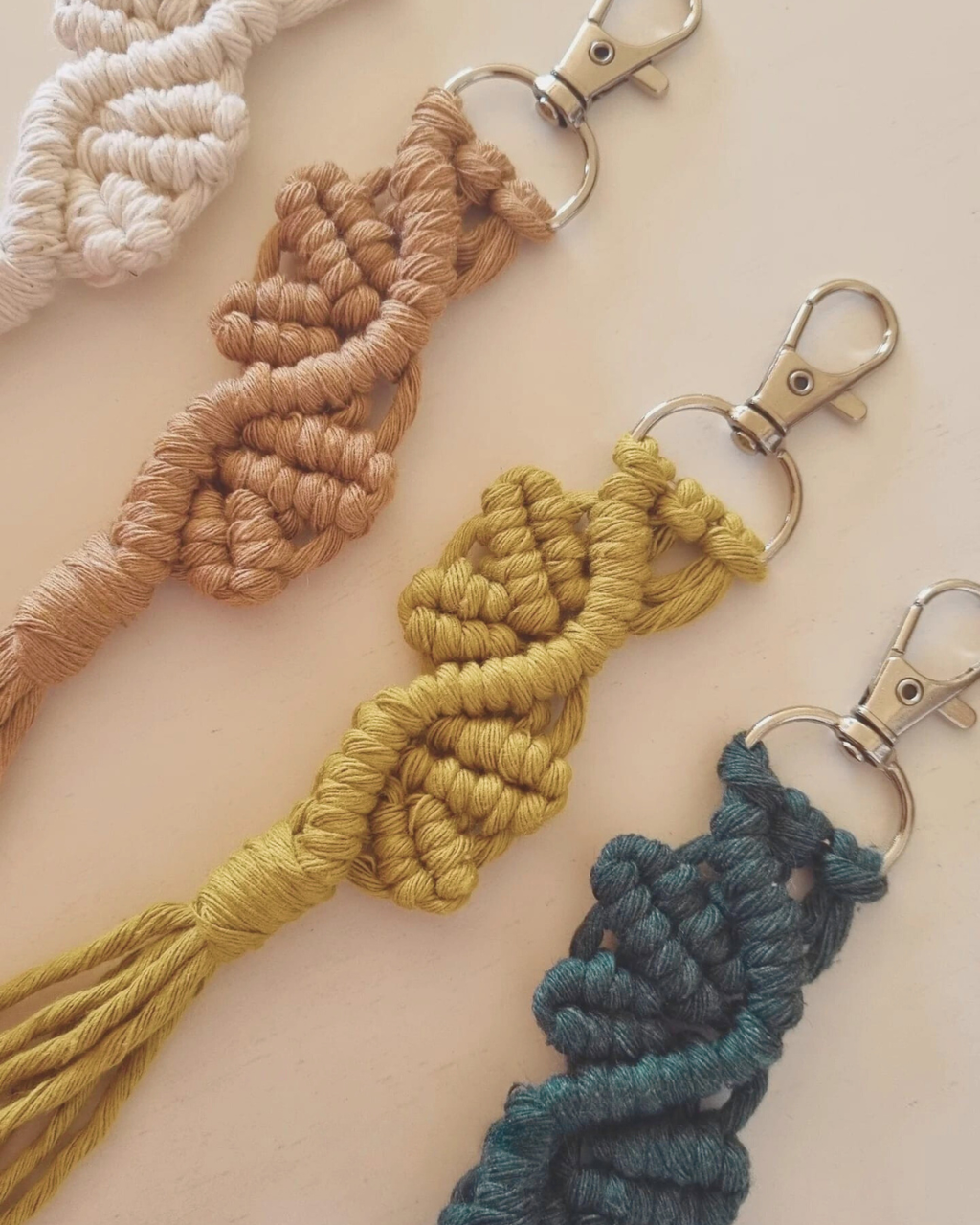 Porta Chaves em Macramé