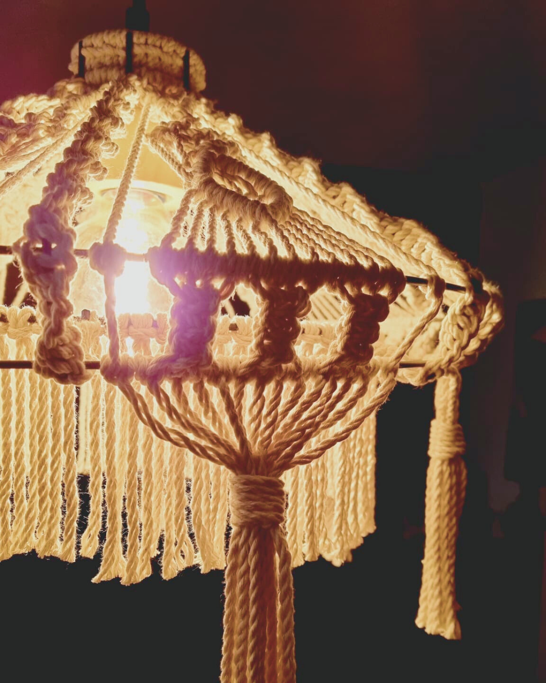 Candeeiro de Tecto em Macramé