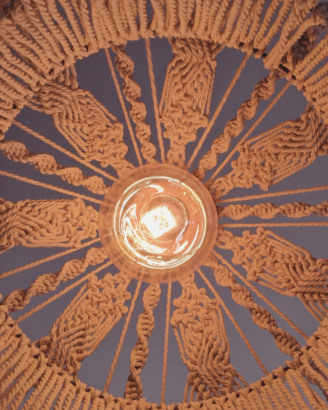 Candeeiro de Tecto em Macramé