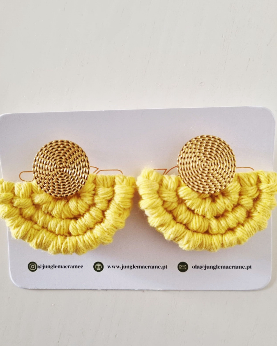 Brincos em Modelo Mandala