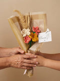 Ramo de Flores Dia da Mãe em Macramé